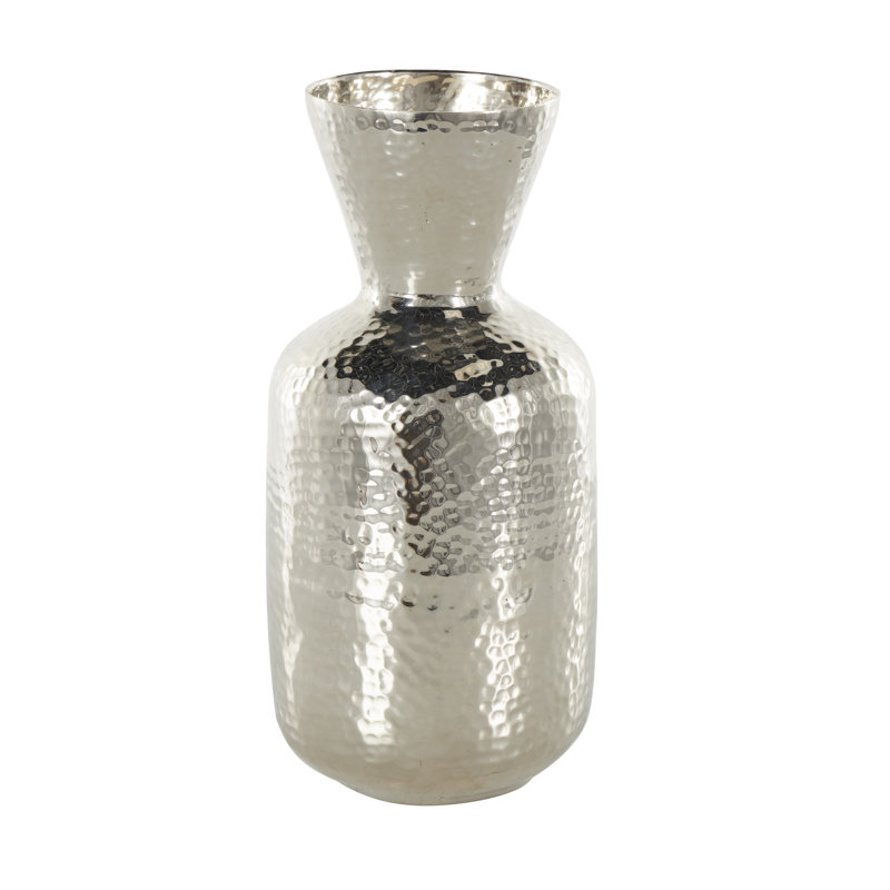 Vase en métal martelé Lynnix, H 13,05 po x l 6 po x P 6 po