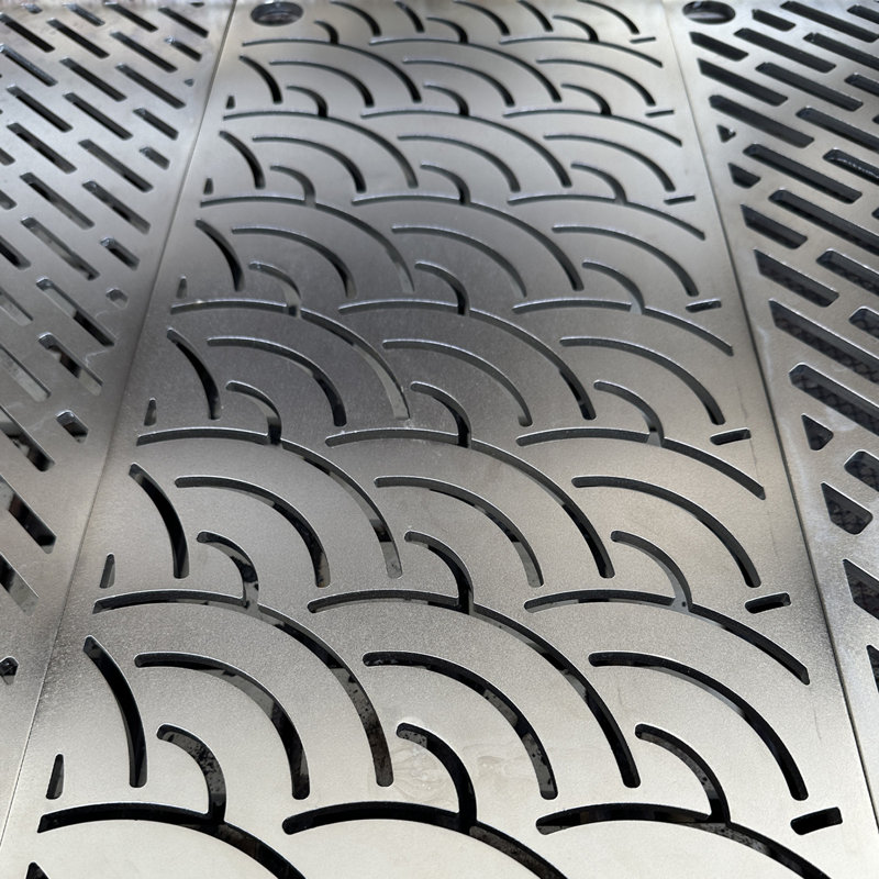Laser Cut Fish Grate for 42in Pro Grade grills
