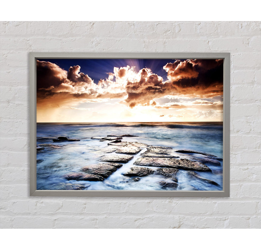 Ocean Shore Below The Clouds - Einzelbildrahmen Kunstdrucke auf Leinwand