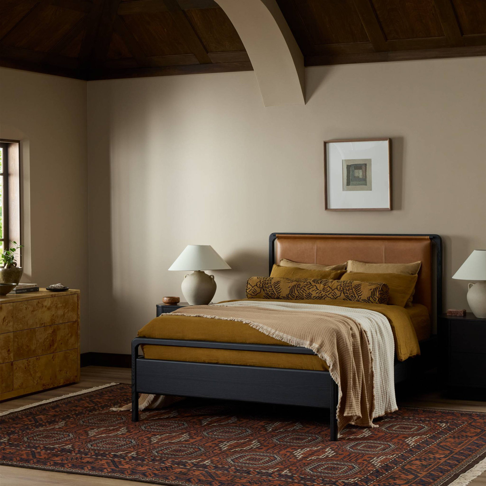 Karsten Genuine Leather and Oak Bed, Queen, Chaps Sand/Ebony Oak Veneer