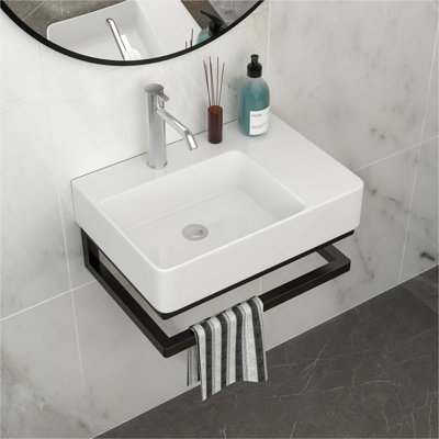 Lavabo de salle de bain mural rectangulaire en céramique 23,25 po x 15,75 po avec barre à serviettes noire et trou pour robinet
