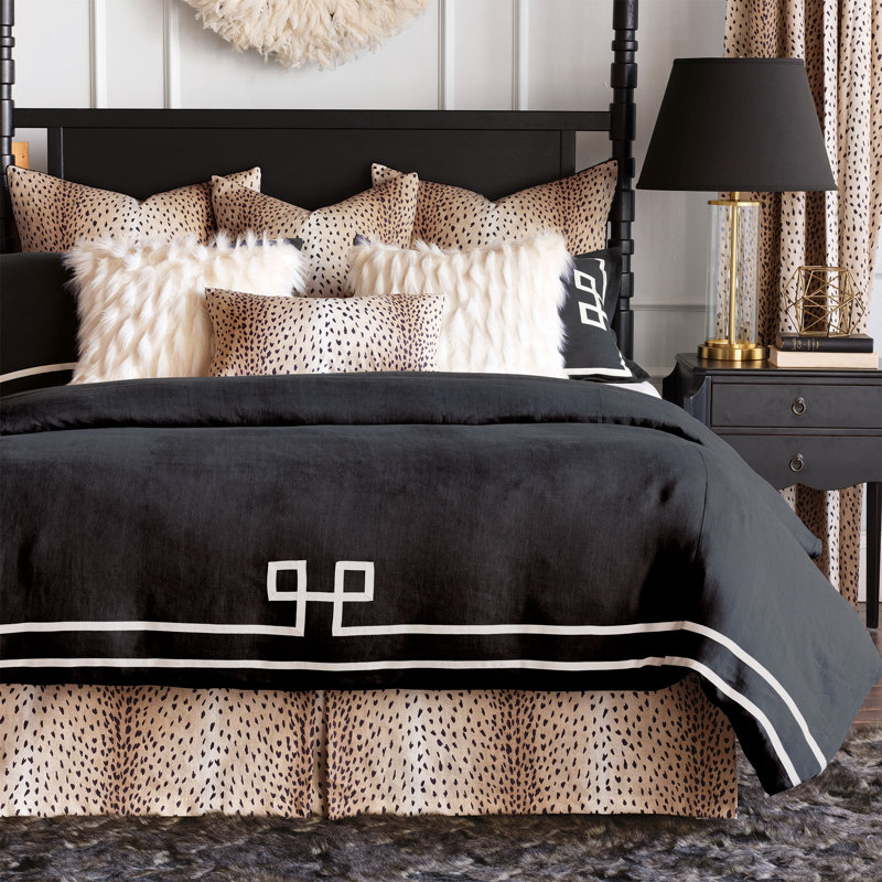 Halo Square Pillow Cover & Insert, 20"H x 20"W