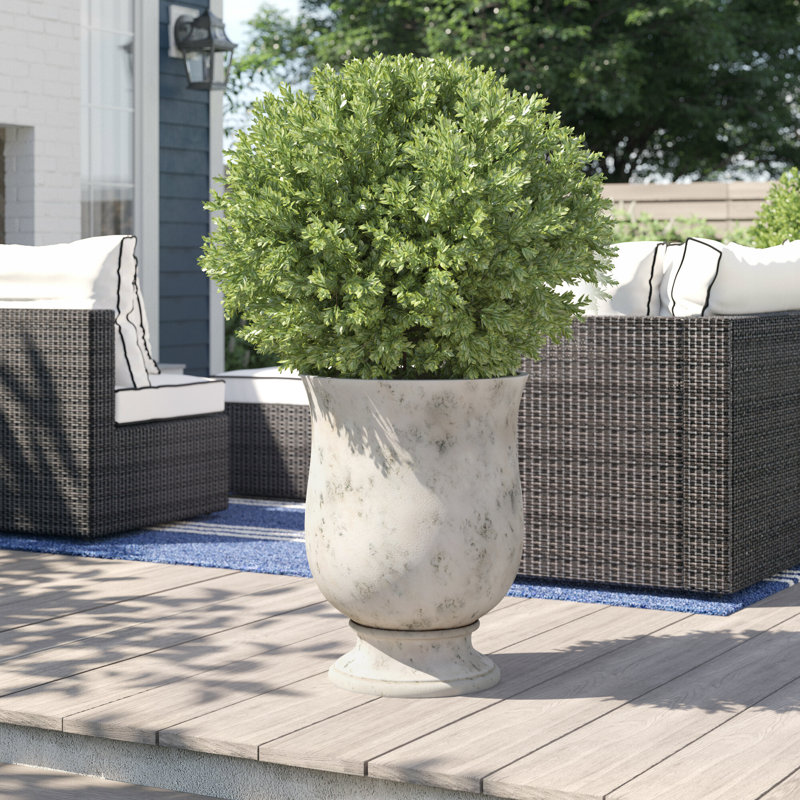 Latone Urn Planter