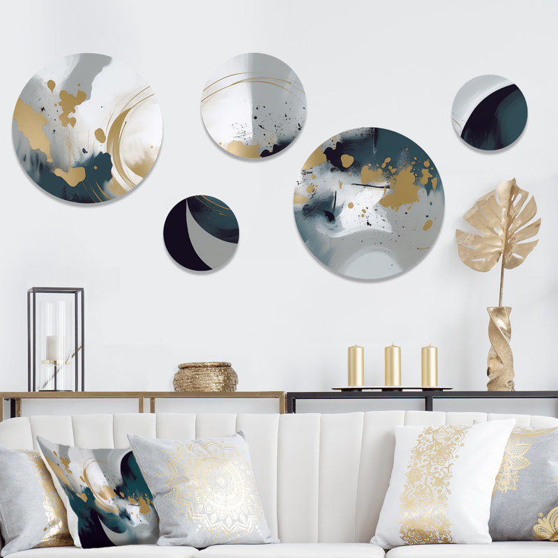 Abstract Wall Decor on Metal