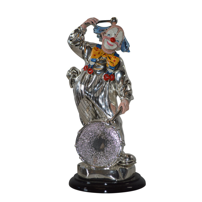 Statue en résine Kristophy joue le drama au fini argent - Taille: L 6 po x l 6 po x H 16 po.