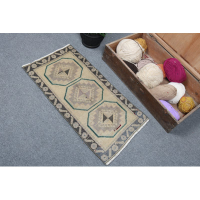 Vintage Turkish Anatolian Handwoven Small Beige Door Mat for Stylish Entryway Decor 2673