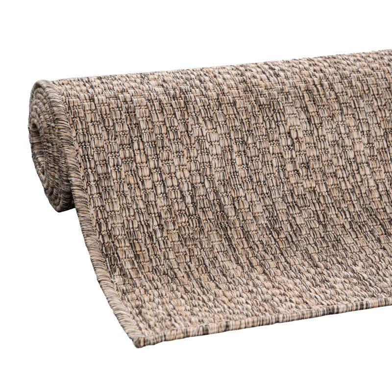 Iyana Indoor / Outdoor Rug, Square 6'7"
