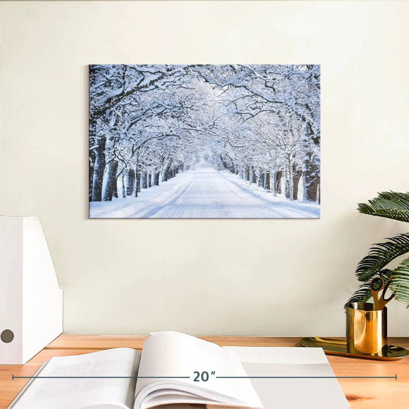 Harnek Snowy Alley Trees, H 8 po x l 12 po