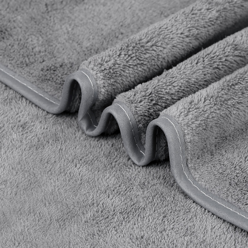 Ensemble de 2 serviettes de bain en molleton doux Marjatta 30 x 60 pouces, Gris corail
