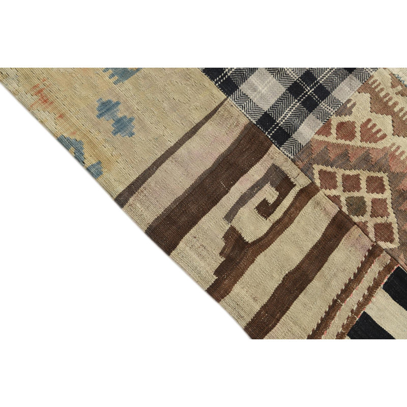 Tapis multicolore 6 pi 3 po x 9 pi 9 po Plimpton