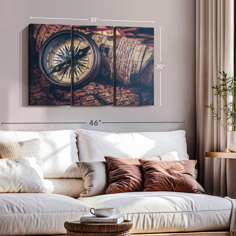 «Compass And Old Map» sur toile, H 20 po x l 33 po x P 1,25 po