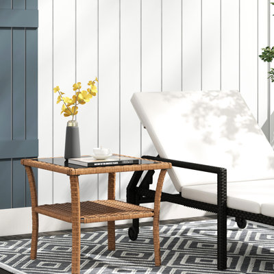 2 tables d'extérieur avec verre trempé et espace de rangement