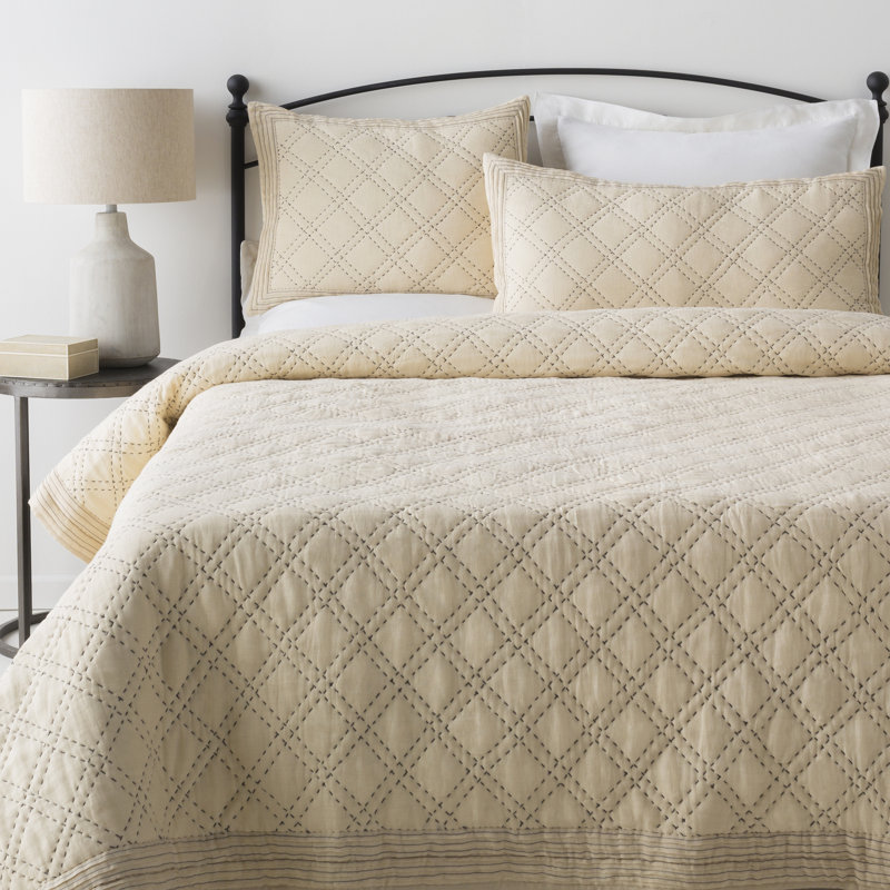 Kojo 100% Linen Quilt, Full / Queen, Cream/Charcoal