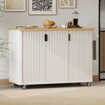 Îlot de cuisine cannelé de 51 po avec abattant, îlot de cuisine Farmhouse sur roulettes avec support de rangement interne, chariot de cuisine roulant avec porte-serviettes pour la cuisine, cendres de salle à manger
