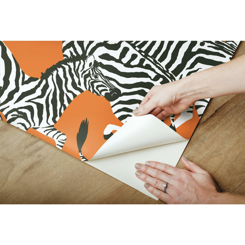 Rouleau de papier peint adhésif L 18,86 pi x l 18 po Waverly Herd Together, Orange