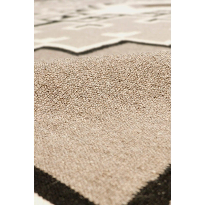 Antora Oriental Area Rug