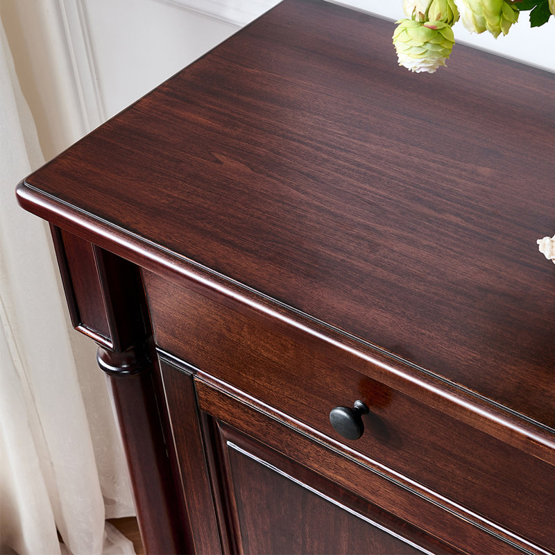 Classic and practical storage shoe cabinet