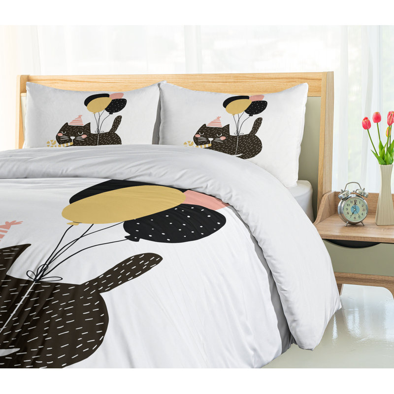 No Duvet Cover, California King Duvet Cover + 2 Standard Shams