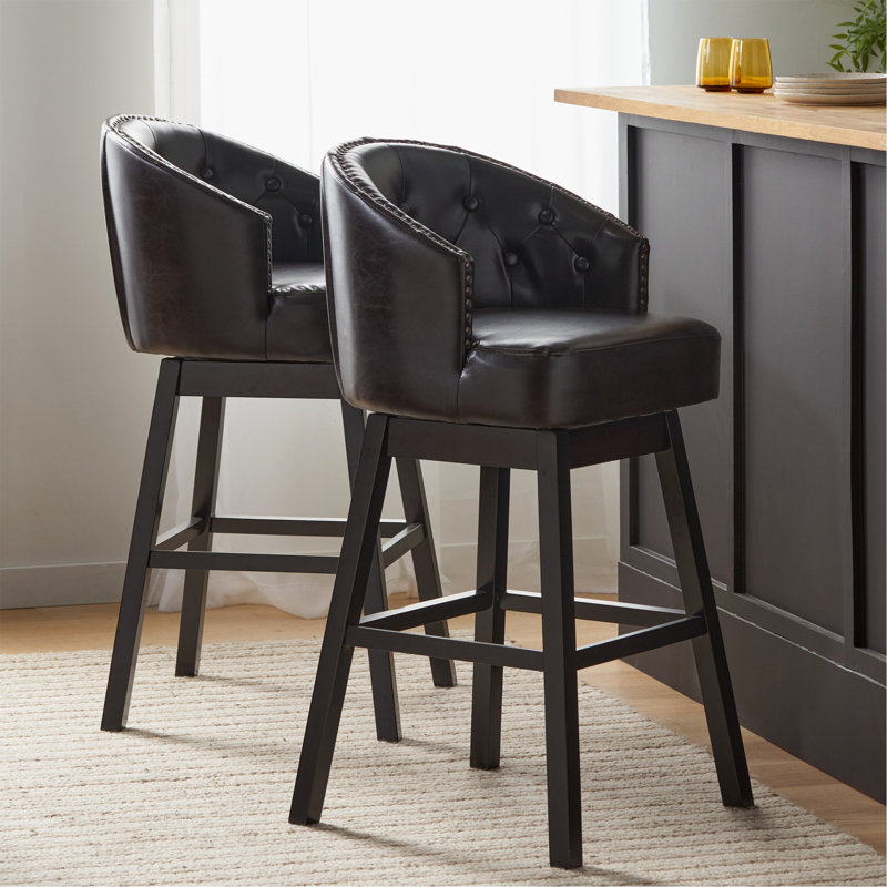 Tabourets pivotants élégants et confortables avec capitonnage à boutons et garniture cloutée
