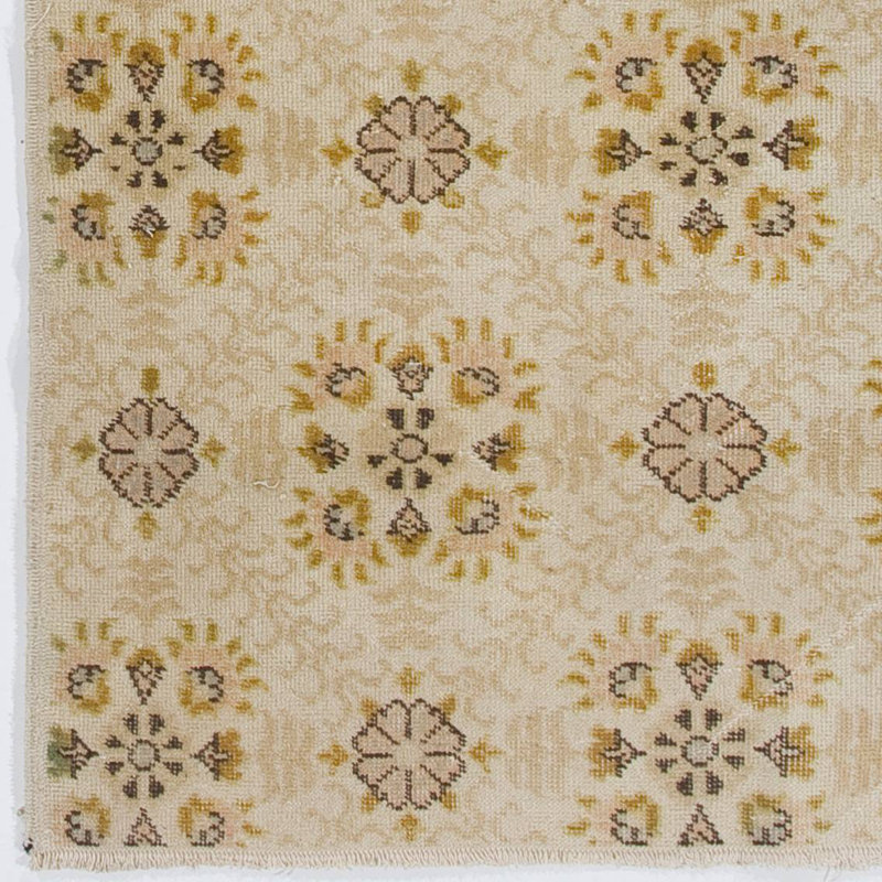 Tapis turc vintage en laine à motif floral fait à la main