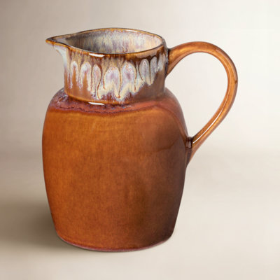 Poterie 33oz. Stoneware Pitcher