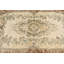 Tapis turc de style antique avec un élégant motif floral dans des tons bruns et beiges, idéal pour un décor traditionnel