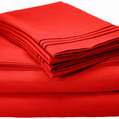 UltraLux 1500 Thread Count Wrinkle Free Soft Sheet Set - Queen Size, Deep Pocket 16" - Brick Red - 4 Piece Luxurious Bedding Set
