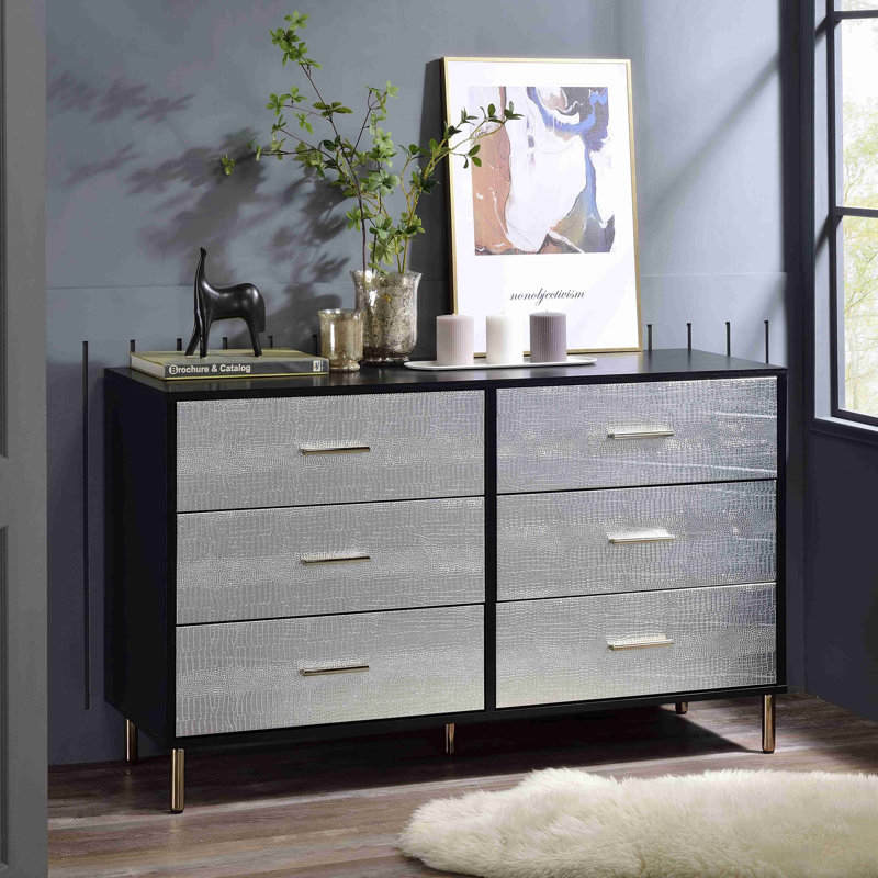 Commode