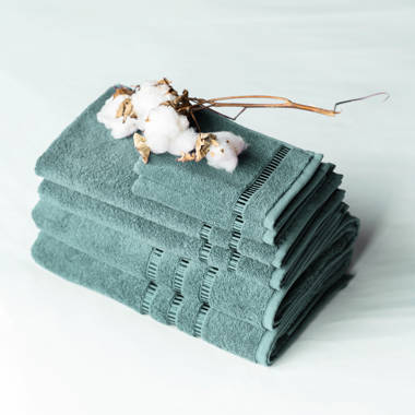 Pine Cone Hill - Signature Banded White/Black Towel