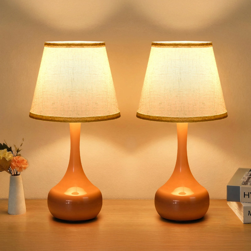 Ensemble de 2 petites lampes de table à trois niveaux avec lampe de chevet rose pour chambre d'enfant / bureau / salon (y compris les ampoules à DEL)