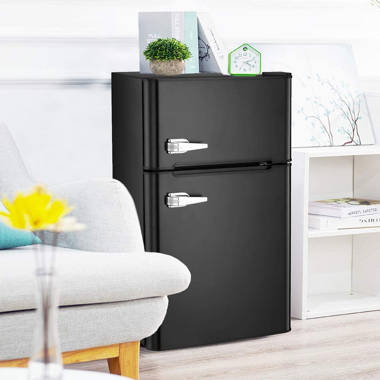BLACK+DECKER BCRK25 2.5 Cu. Ft. Compact Refrigerator with Freezer - Black  819813013233