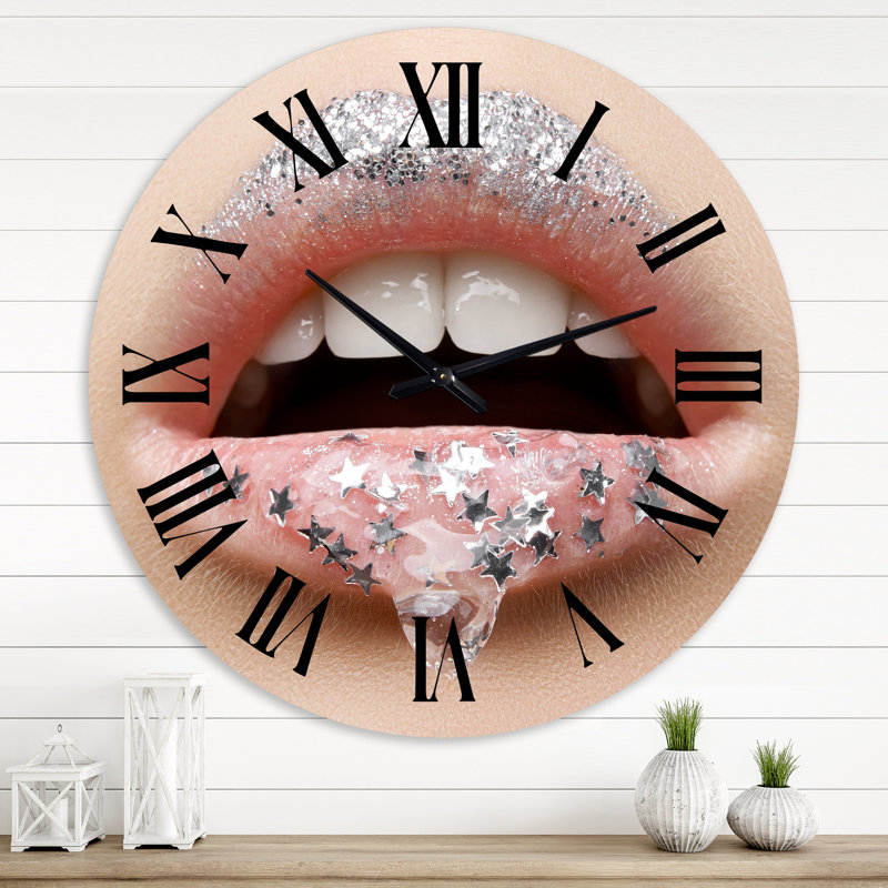 Horloge murale moderne, Moyenne