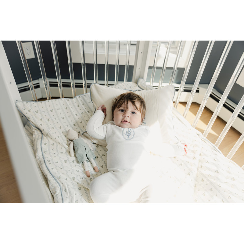 HushCrib 3-in-1 Convertible Crib with Trundle, Toddler Bed, Daybed, White