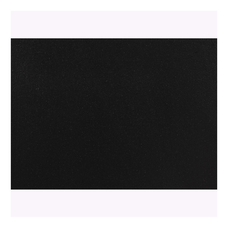 Coffre noir vivant
