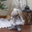 Figurine de Noël renne en tricot brun et gris 18 po