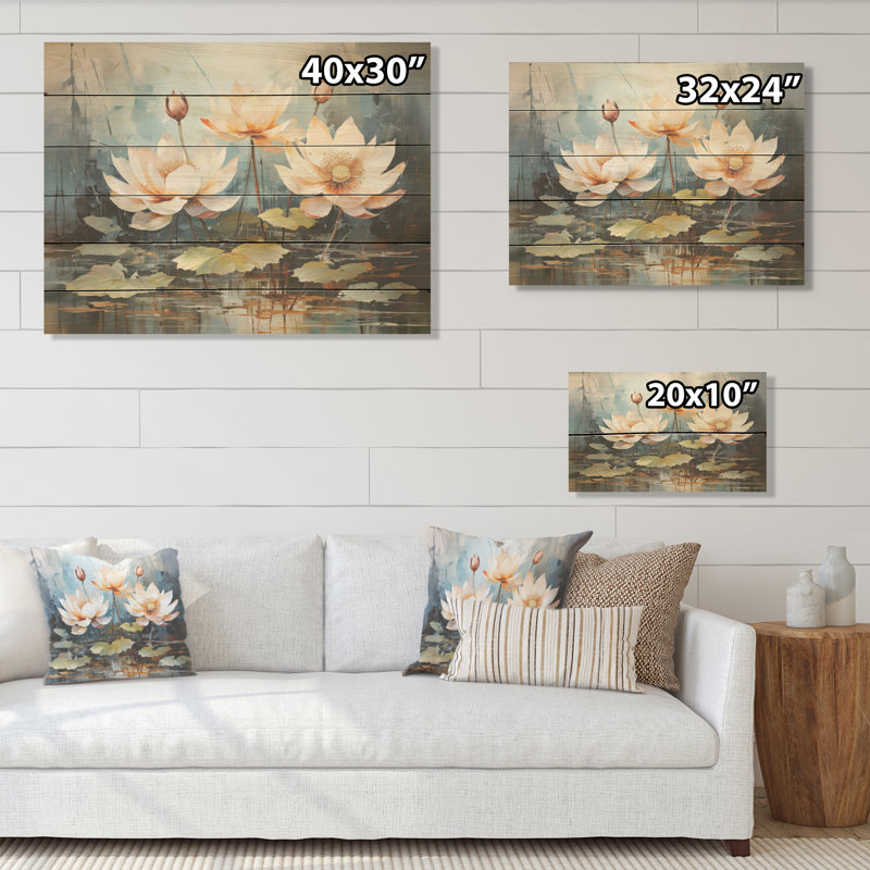 Fleurs de lotus en harmonie orageuse I - Art mural en bois de lotus sur bois de pin naturel, H 10 po x l 20 po