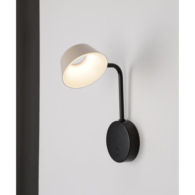 Vada LED Armed Sconce