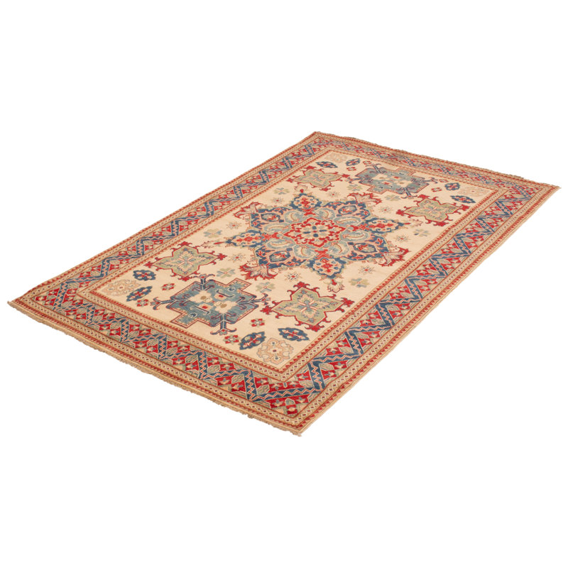 Tapis crème Finest Ghazni 6 pi 5 po x 9 pi 7 po