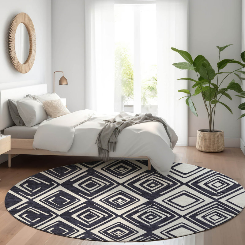 Malek Washable Geometric Indoor / Outdoor Rug, Round 8'