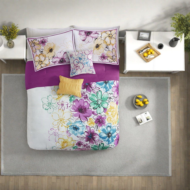 Comfortable Polyester Bedding Sets, King/cal King With Floral Charm For Home
