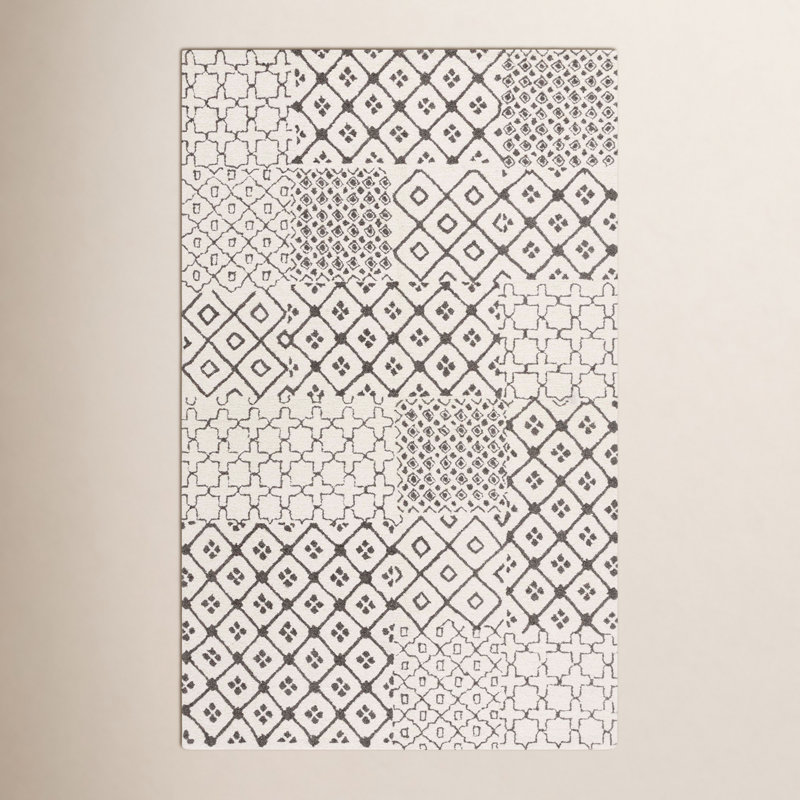 Geometric Hand-Tufted Wool and Cotton Area Rug, Rectangle 4' x 6'