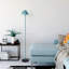 Lampe sur pied de style scandinave, couleur unie bleue, 20 x 20 x 55,1 pouces | Corps en métal durable, plaque de base de 7,9 pouces, douille E14 (40 W maximum) | Éclairage moderne pour le salon, la chambre à coucher et les espaces de bureau-1033956514-1033956516