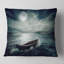 Coussin de mer en mer, en dérivant après un coussin orage-702818795