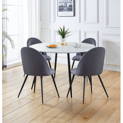 Mose 4 - Person Dining Set