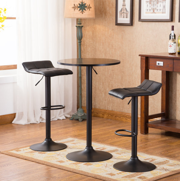 Liubomir Pedestal Dining Set