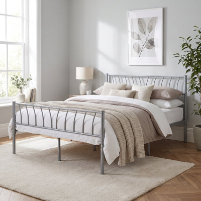 Sanyra Metal Bed