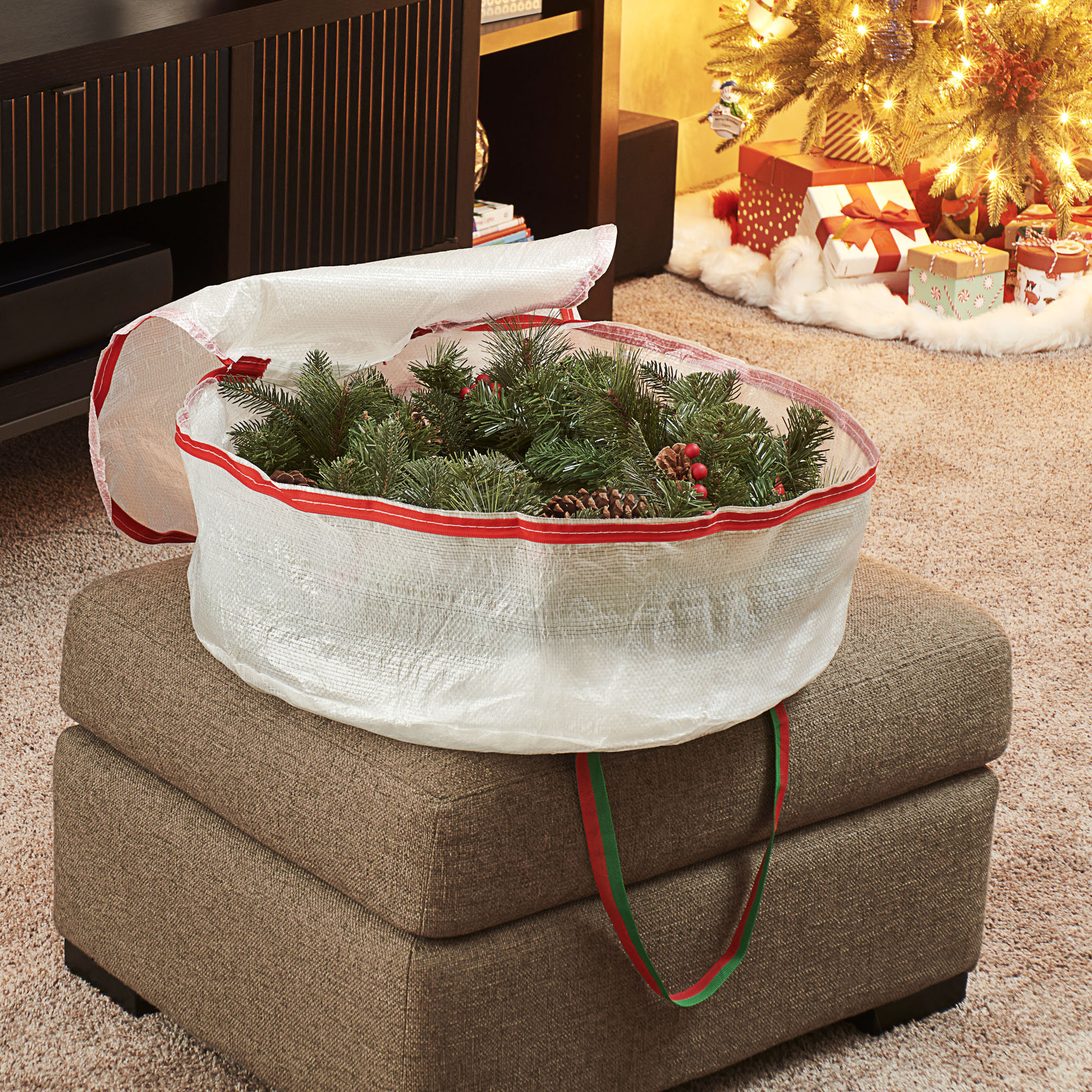 Wreath Storage, 8" H x 24" W x 24" D
