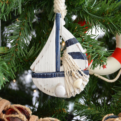 Ornement d’arbre de noël en bois rustique voilier