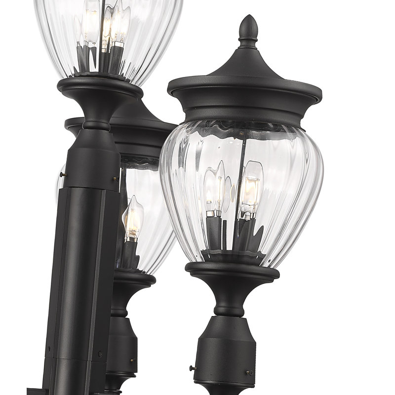 Luminaire d'extérieur 3 lumières Ashdown, H 125,75 po x l 31,5 po x P 31,5 po