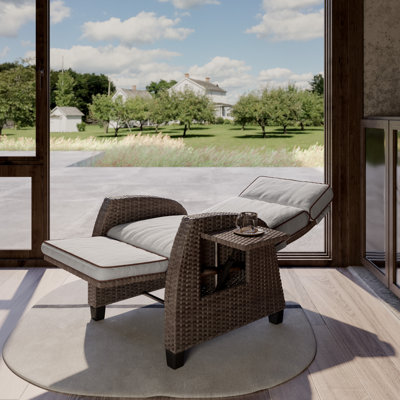 Chaise de patio réglable avec coussins